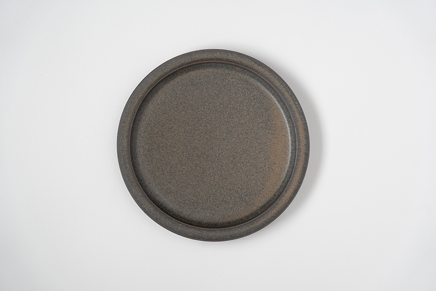 二川修 - 8.5寸皿 / 茶
