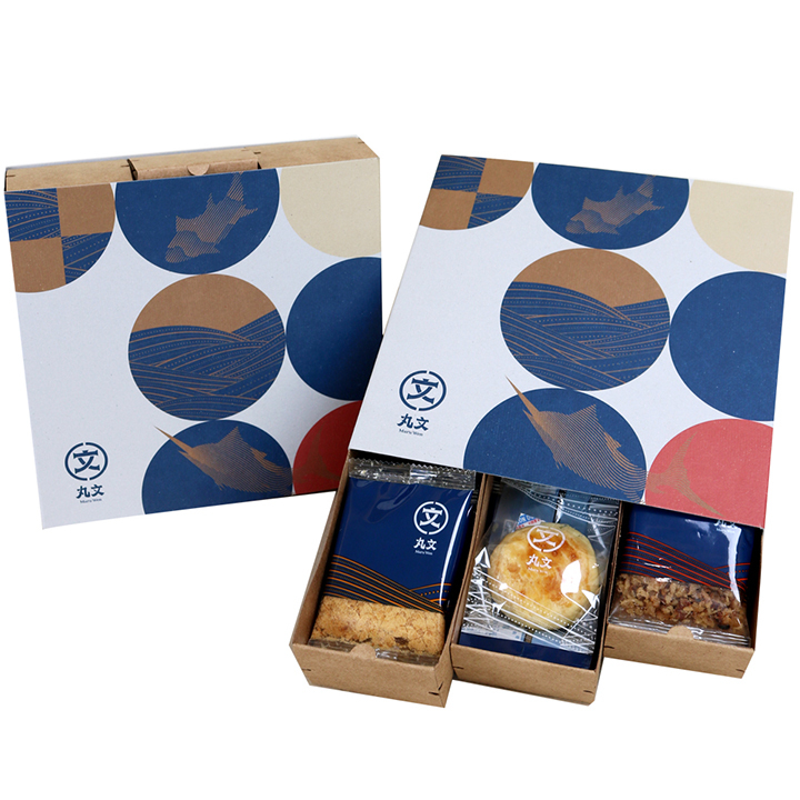 【丸文】旗魚鬆餅三層分享盒(旗魚鬆餅4入+旗魚鬆隨手包6入+鮭魚酥隨手包6入)