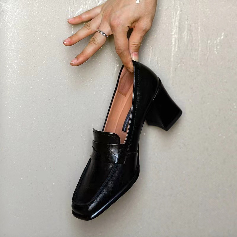 方頭粗高跟 英倫樂福鞋(35-39)(茶/黑)