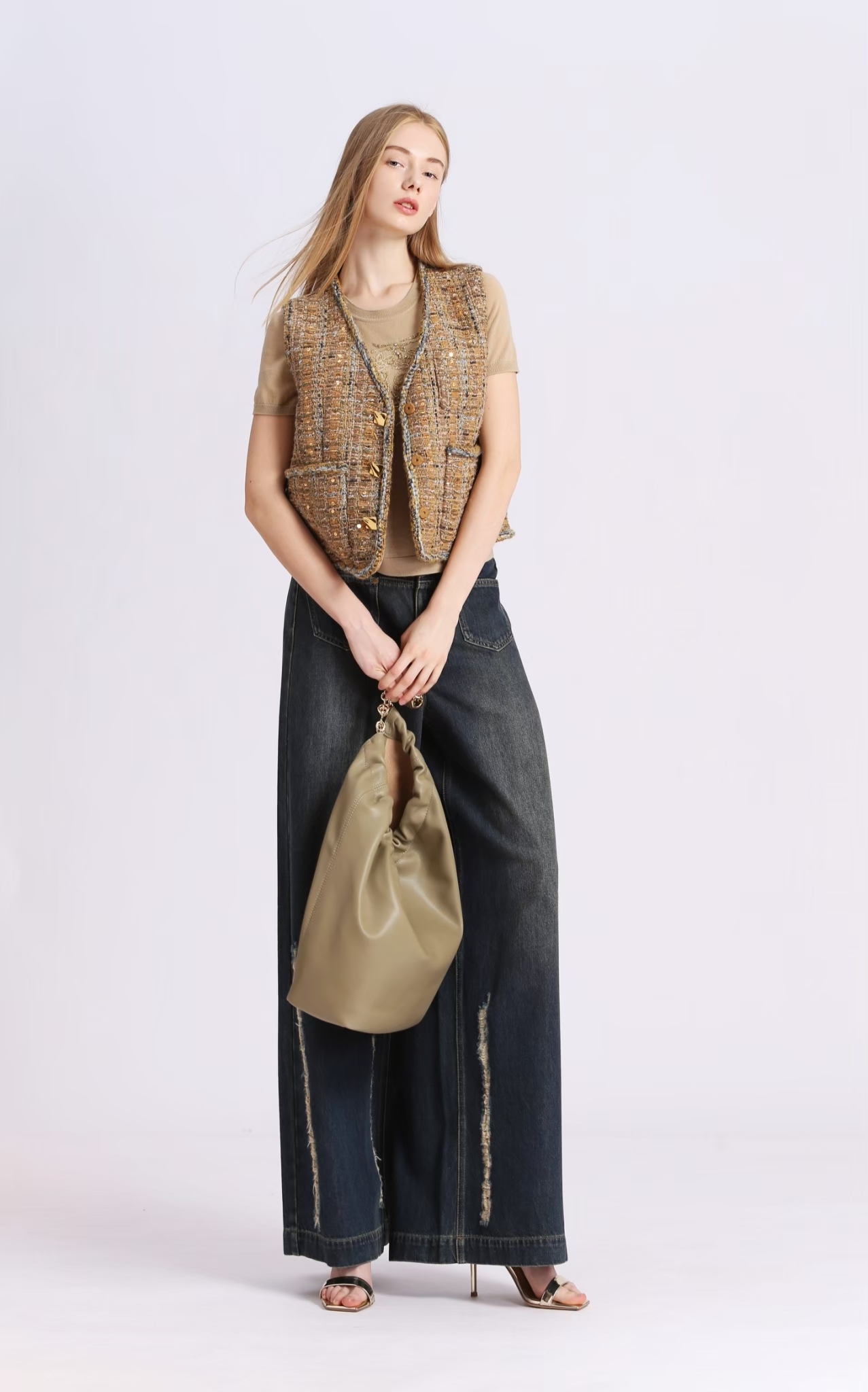 BD15251A2 新優雅超細羊毛提花珠飾毛衣 (2色)