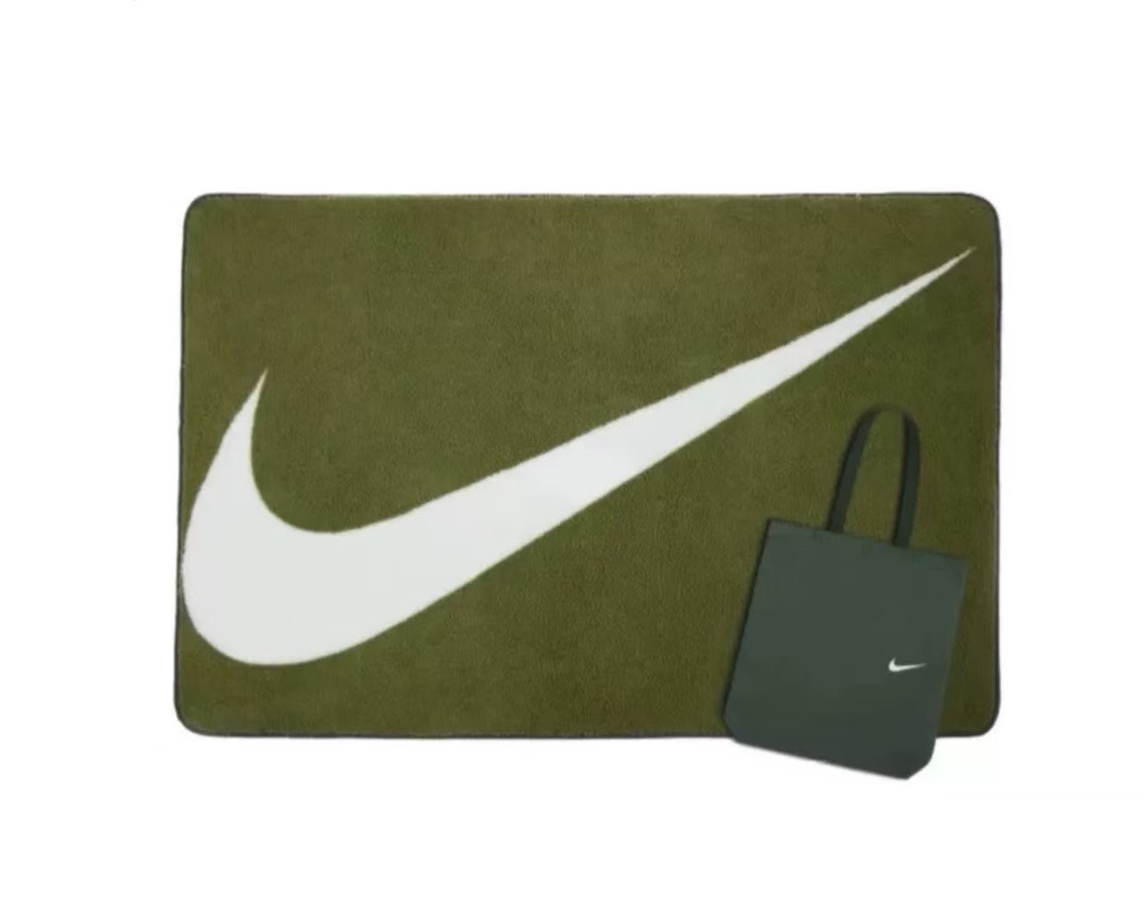 【現貨】<第一批完售!!🤧>Nike Swoosh 柔軟 保暖 毛毯 收納袋 橄欖綠 超值組