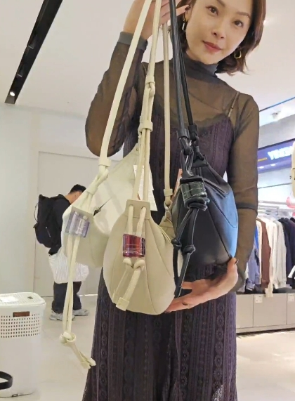 韓國代購 Archivepke Fling bag羊皮 (中SIZE)