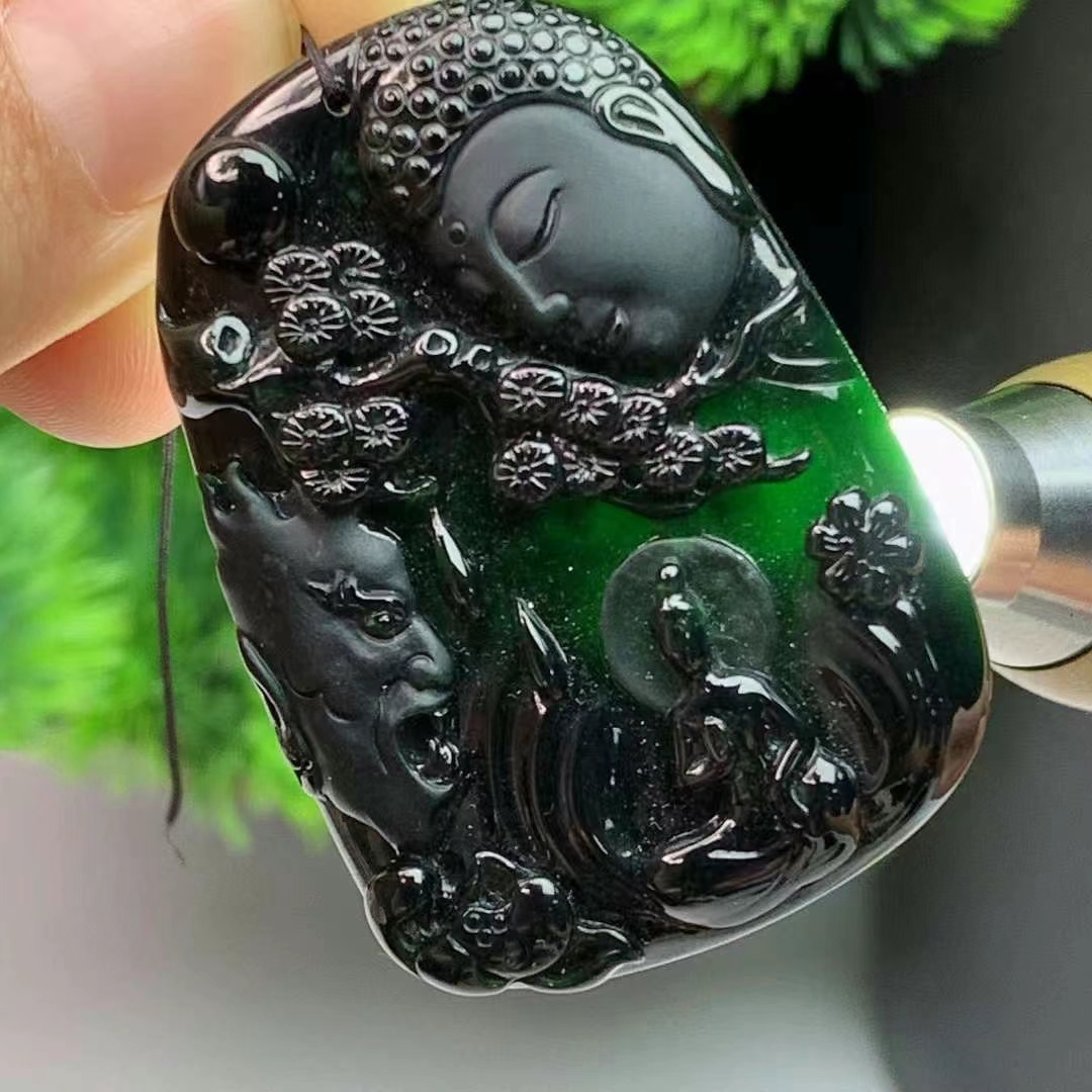 1117351 翡翠墨翠一念之間