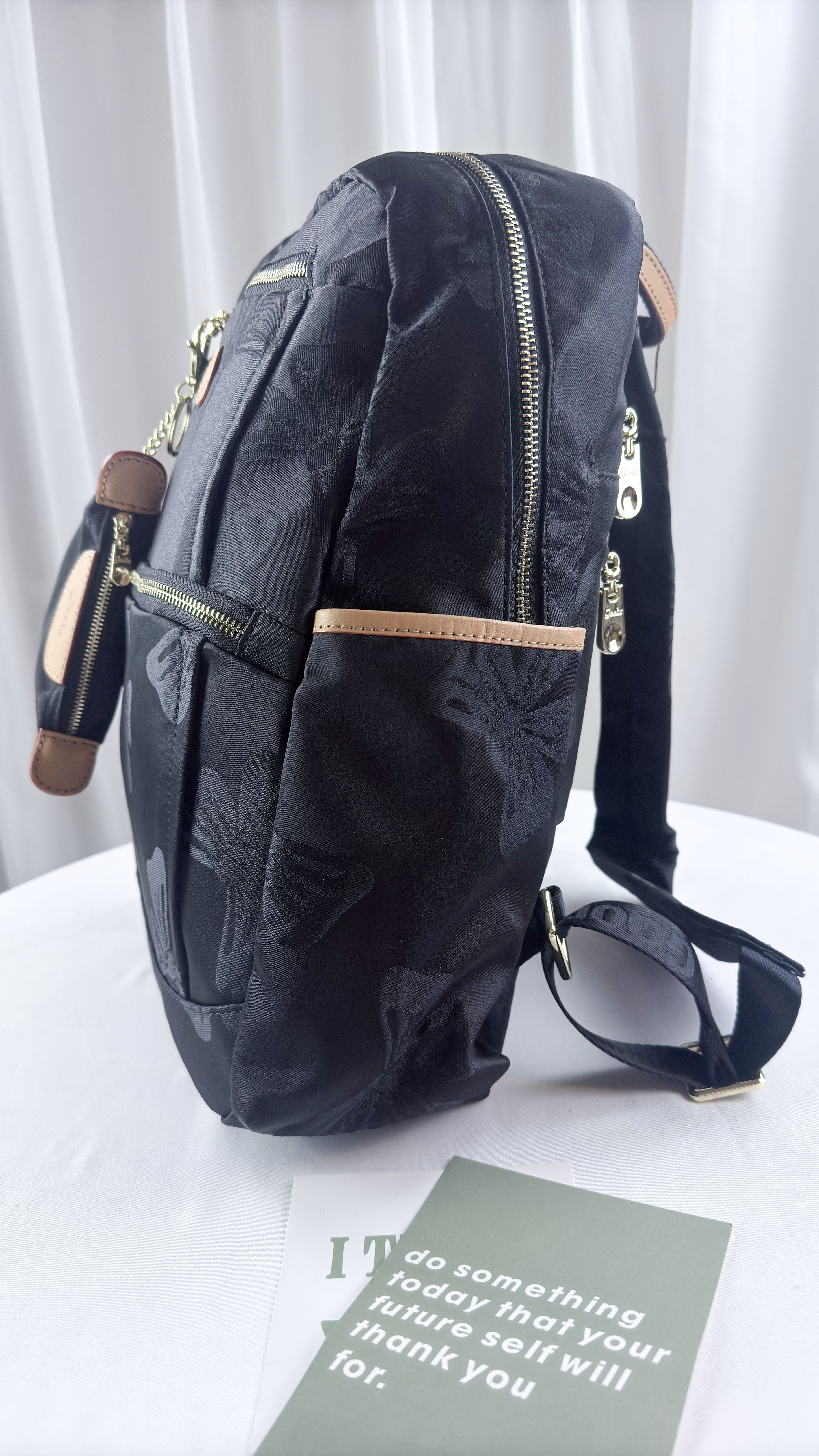 GOODS 蝴蝶拼接黑防潑水防盜後背包  附零錢包  #2848