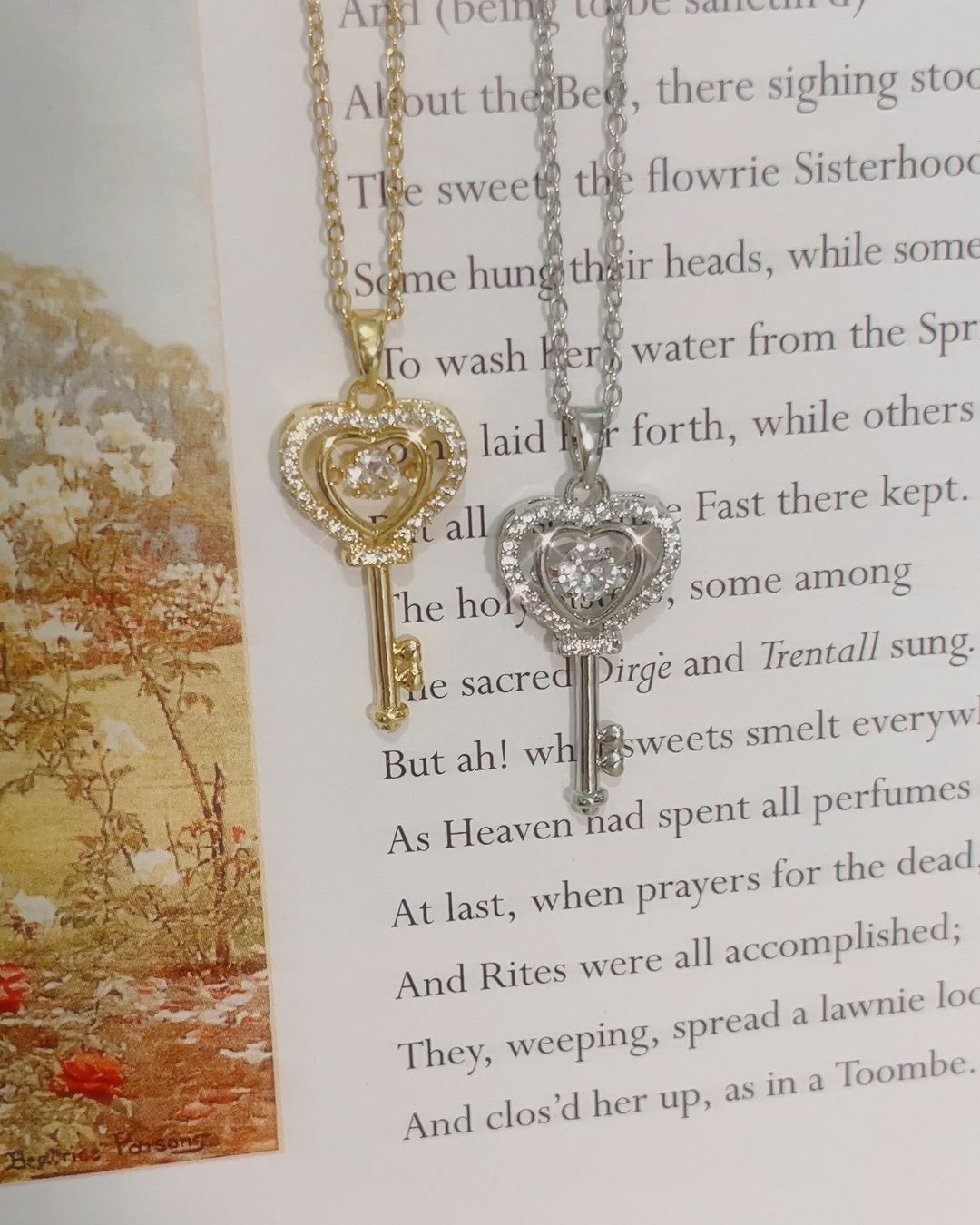 非常浪漫的心動鑰匙🗝️ 因為是你，才能打開我的心扉🧸❤️  雙層的愛心，外層是滿鑽的 是看著你時，彷彿滿目星辰🌟 最裡面靈動的鑽，是我為你心動的心 在夜空中，只為你閃爍✨  鑰匙上的鋸齒做成兩顆小愛心形狀💞 謝謝你用你的愛，打開了我的心 𝘠𝘰𝘶 𝘰𝘱𝘦𝘯 𝘶𝘱 𝘮𝘺 𝘩𝘦𝘢𝘳𝘵 💗 ̖-