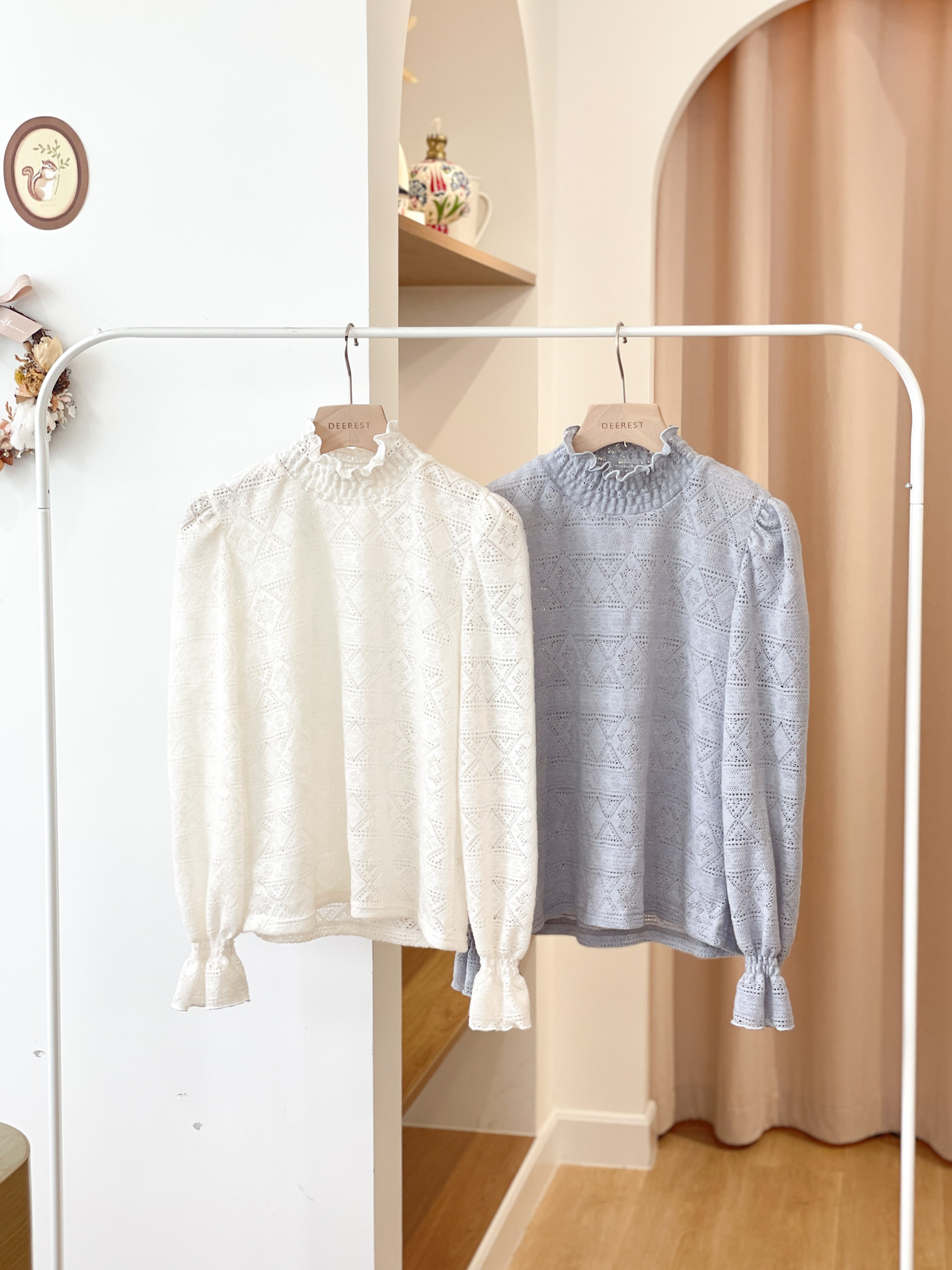 T1190 Mellow Lace Ruffles Top