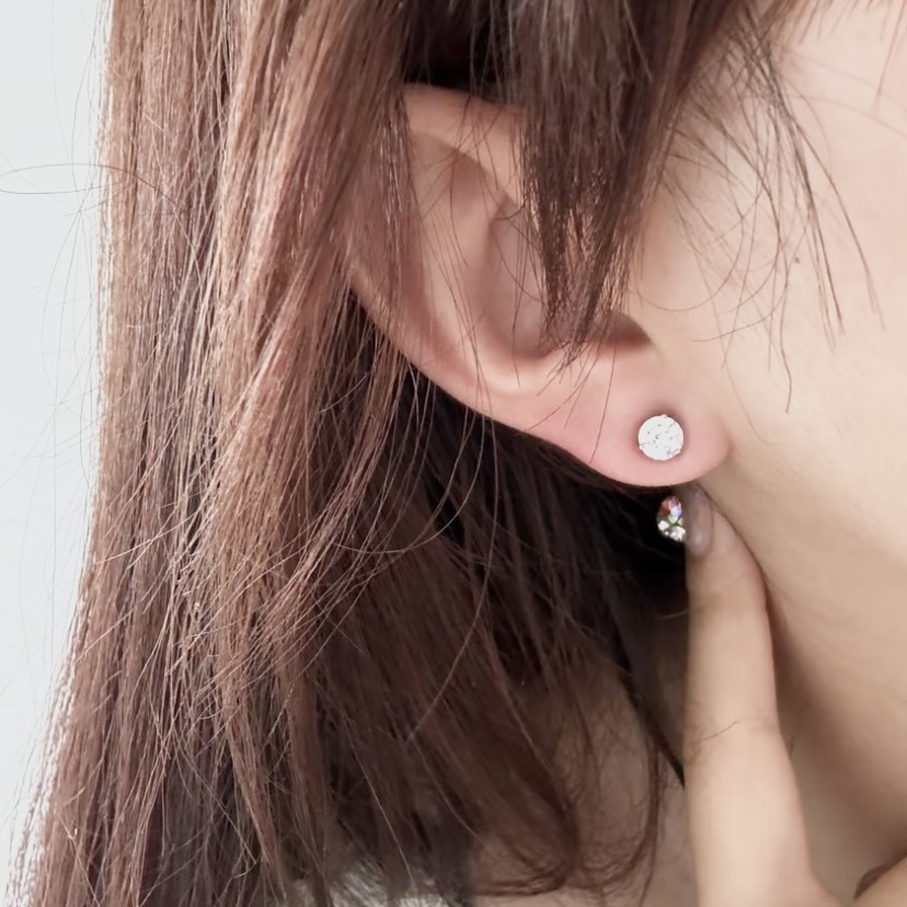 SWAROVSKI Stilla 耳環 圓形切割 白色 鍍白金色