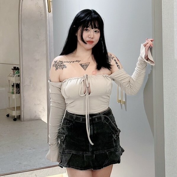 一字領過袖抓皺設計爆乳上衣🍭自訂款