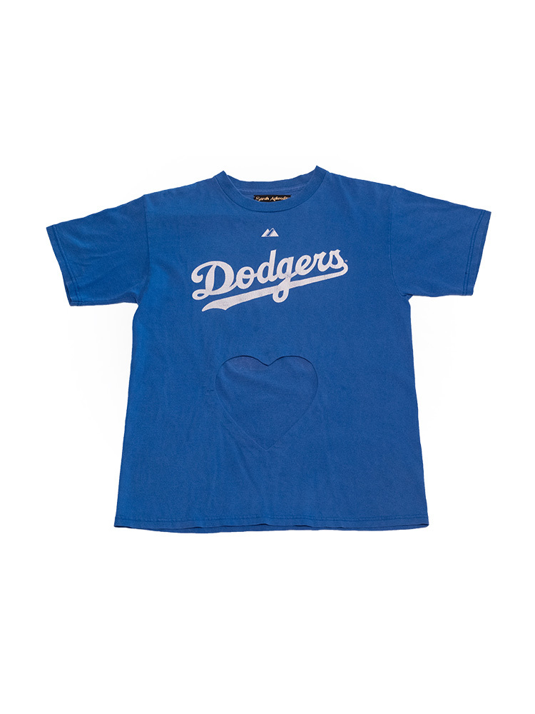 T-shirt w/ large belly heart cut out/DODGERS