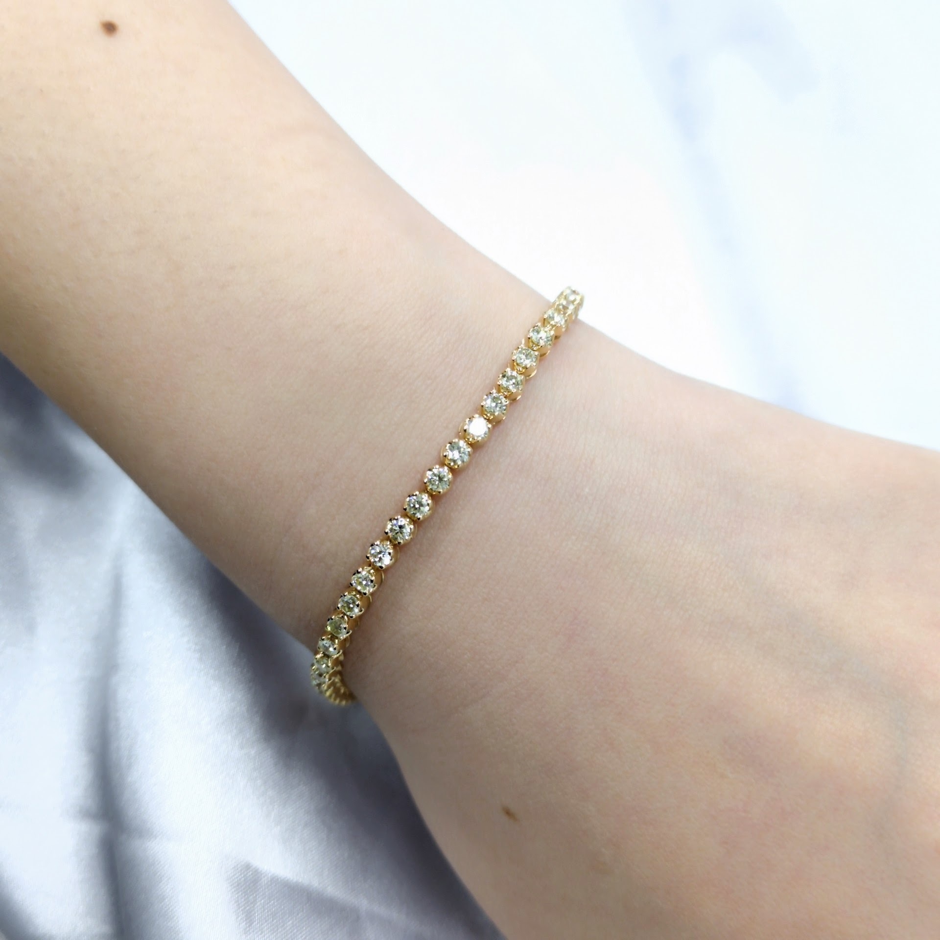 全新18K黃金2卡33份鑽石手鍊