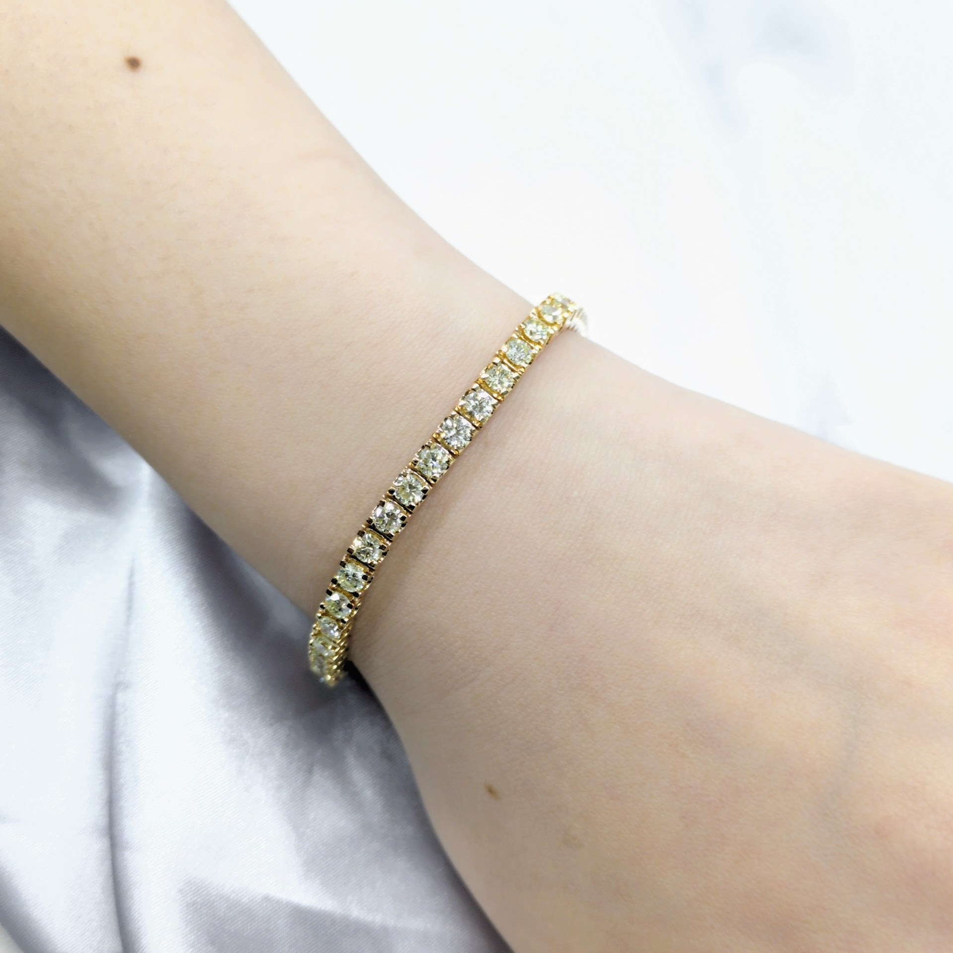 全新18K黃金6卡5份鑽石手鍊