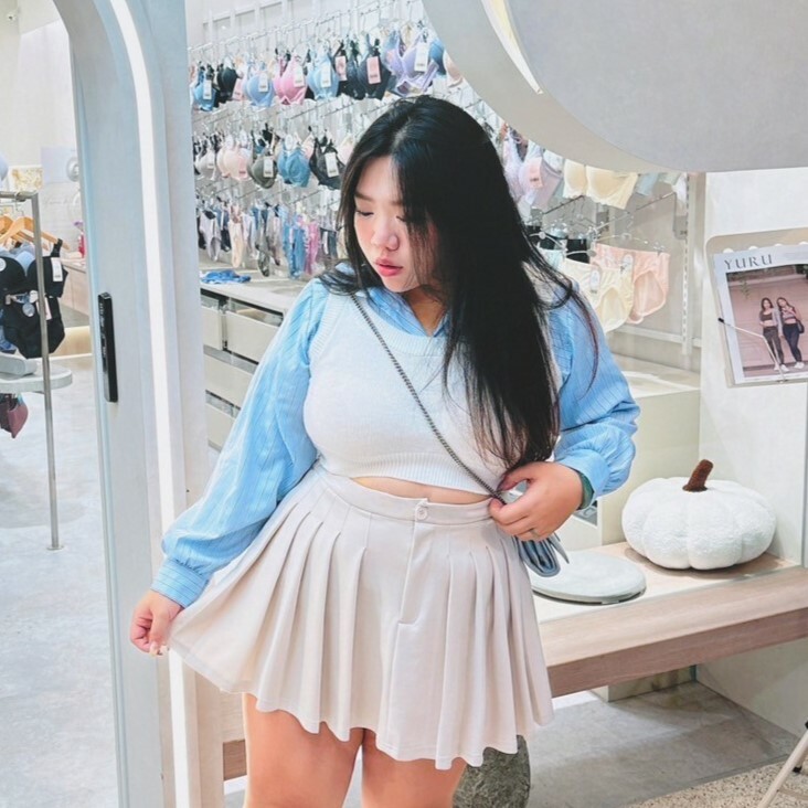 雙側超修飾百褶A字小西裙