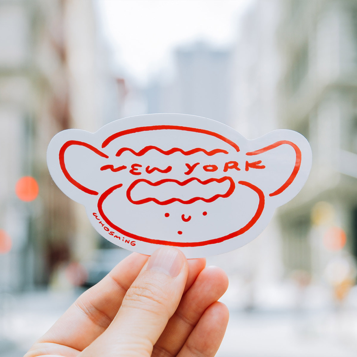 「熱狗貼紙」紐約限定 防潑水大貼紙｜WHOSMiNG