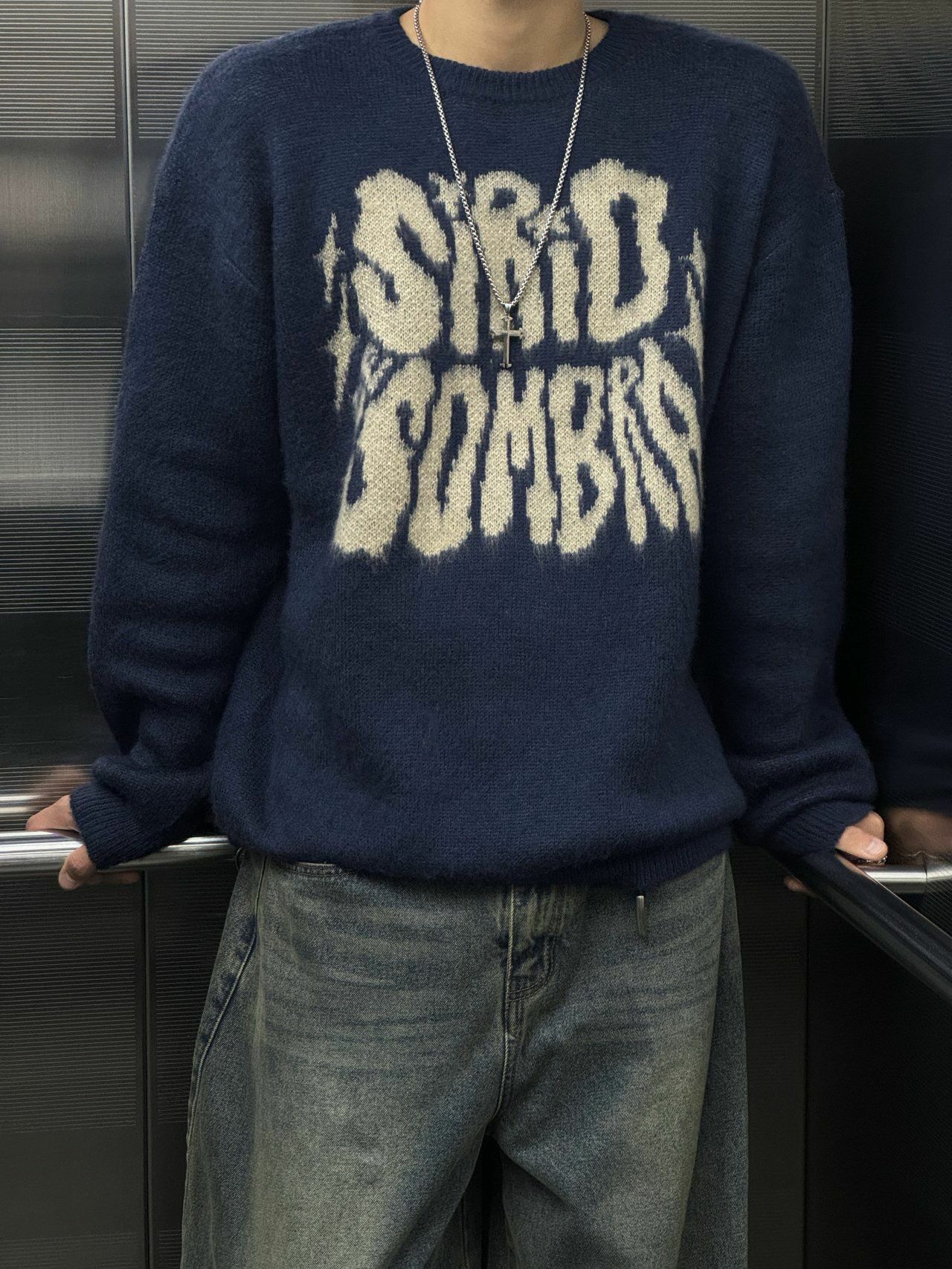 圓領英文字針織衫 MEMENTO-024T