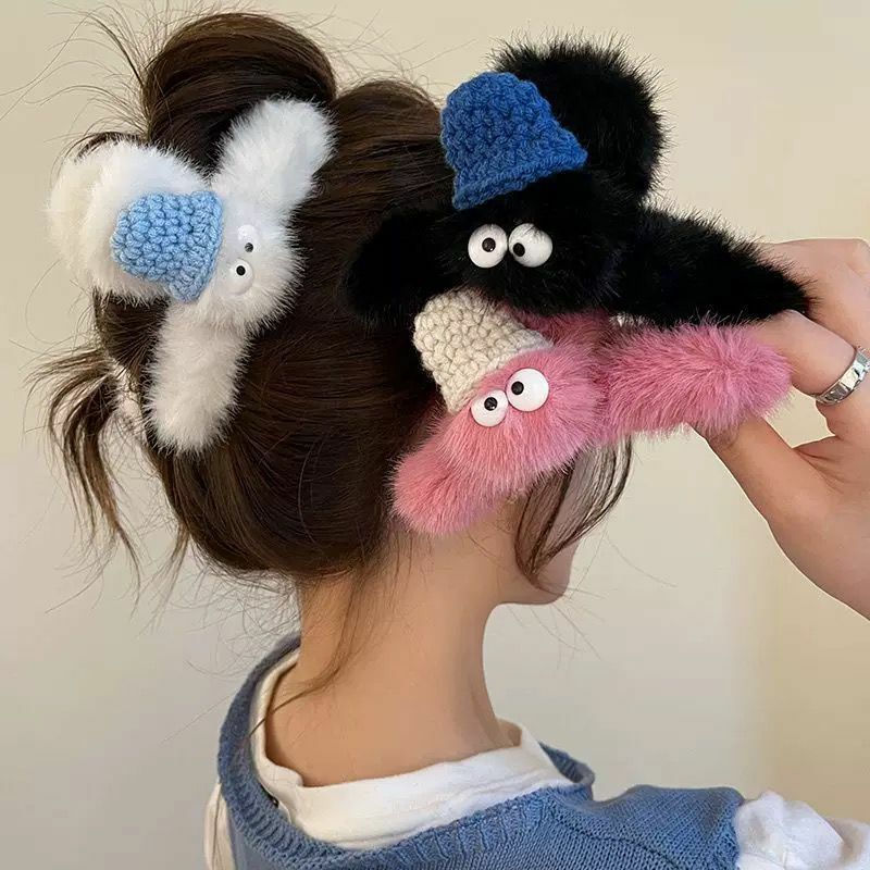 [2 FOR RM10] Briquettes Ball Furry Hair Claw