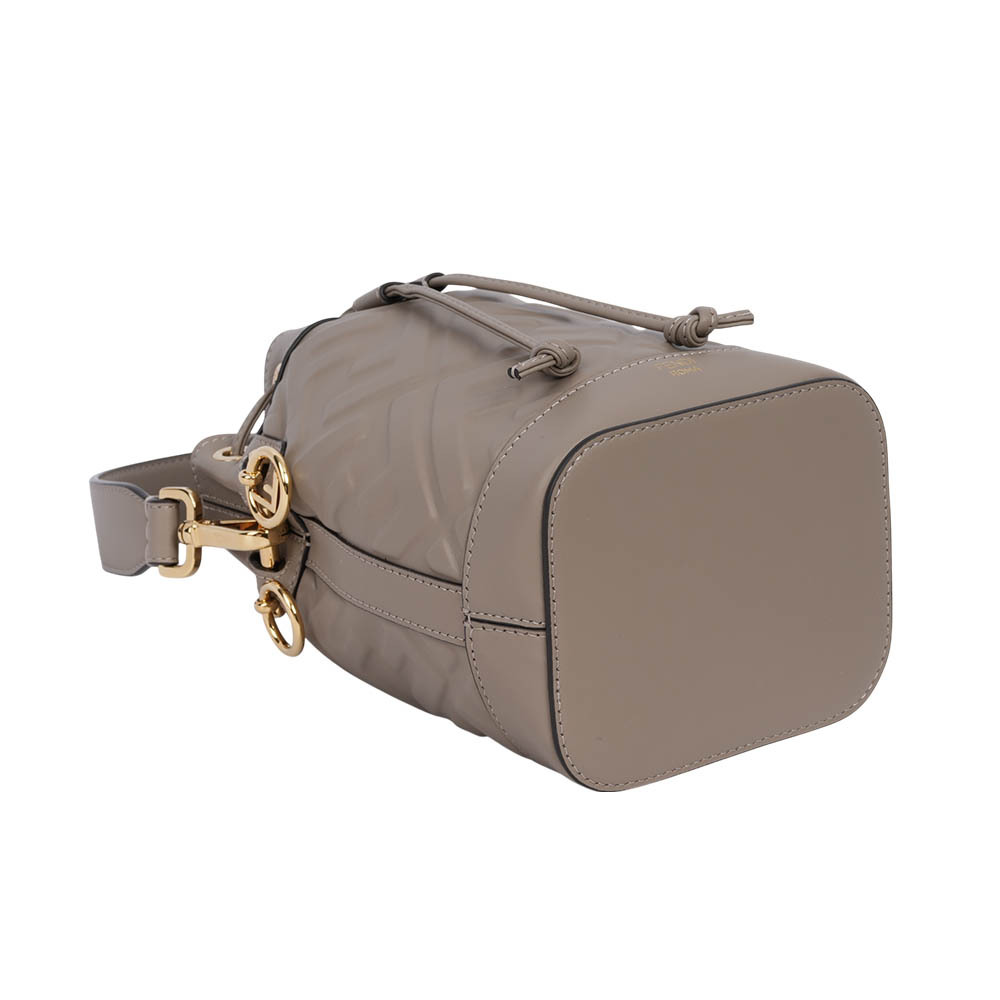 【FENDI】MON TRESOR FF 浮雕小牛皮二用迷你水桶包