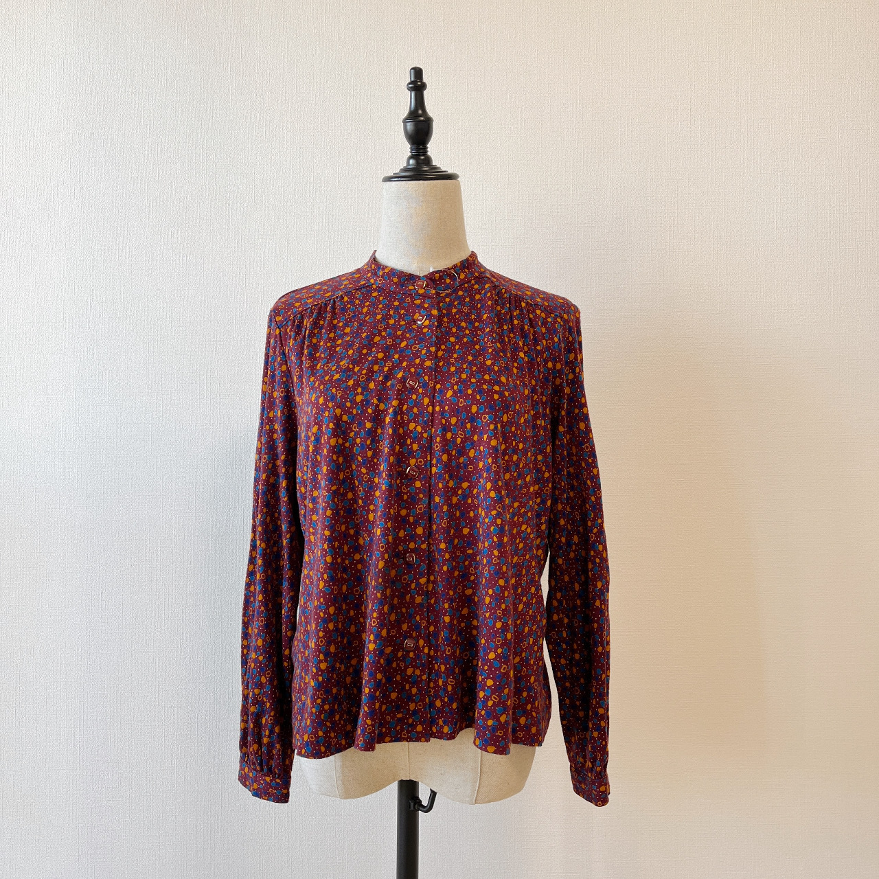 紫紅色石頭朱古力圖案古著上衣