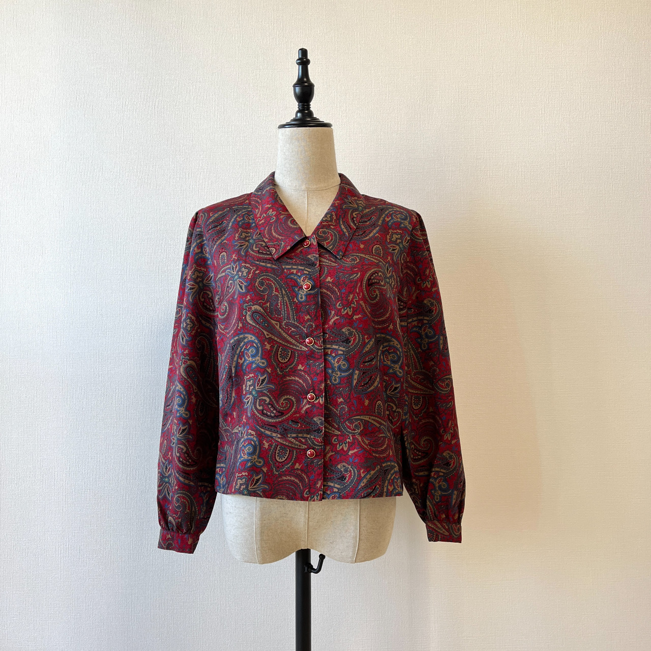 紅色腰果花圖案古著短上衣