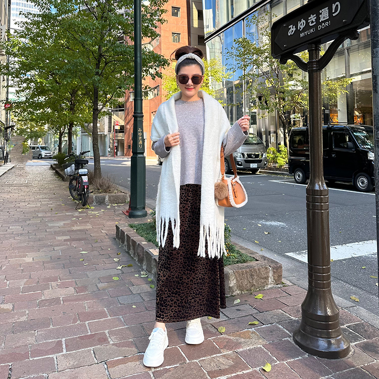 柔軟純色流蘇圍巾