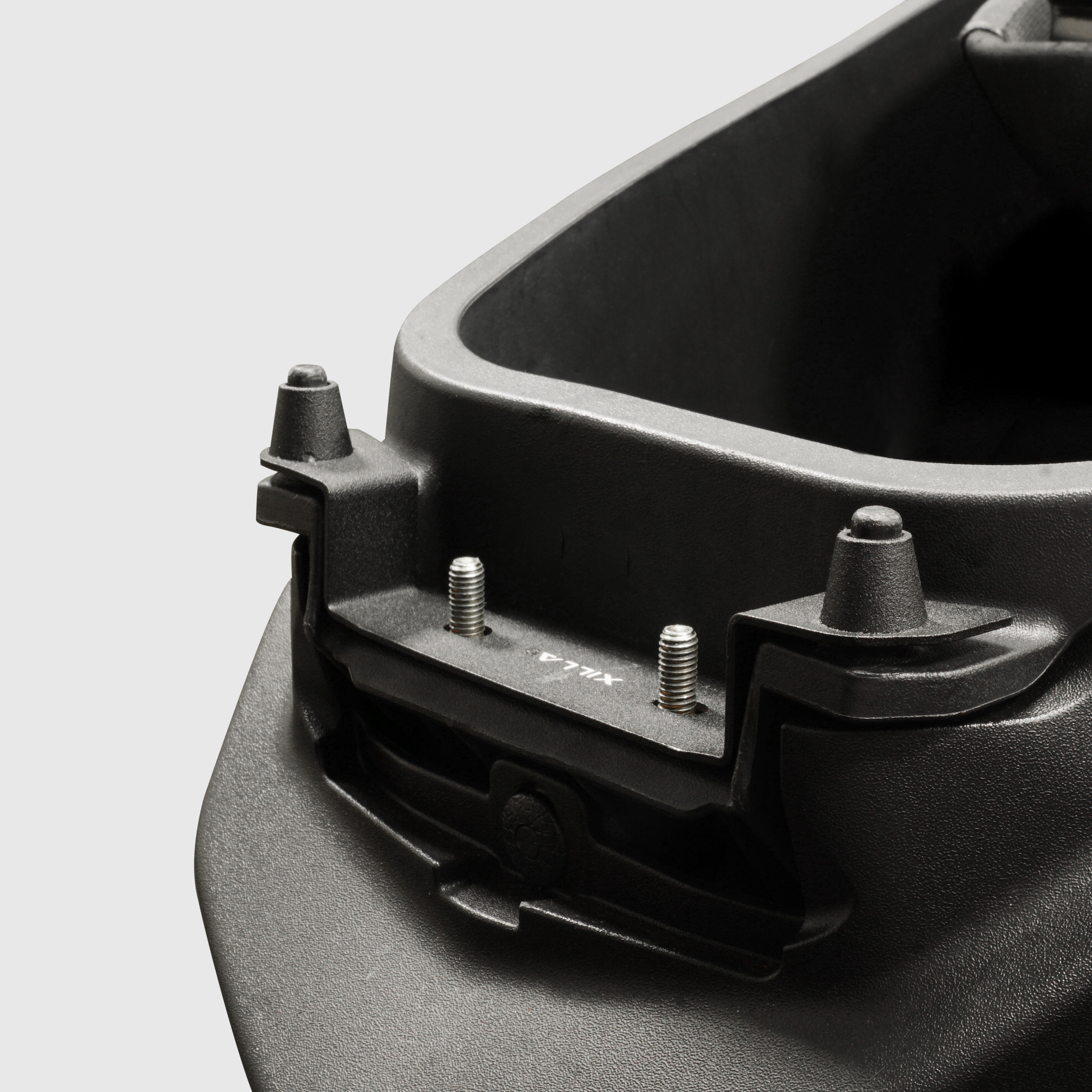 SYM MMBCU/DRG｜坐墊掛勾金屬強化板