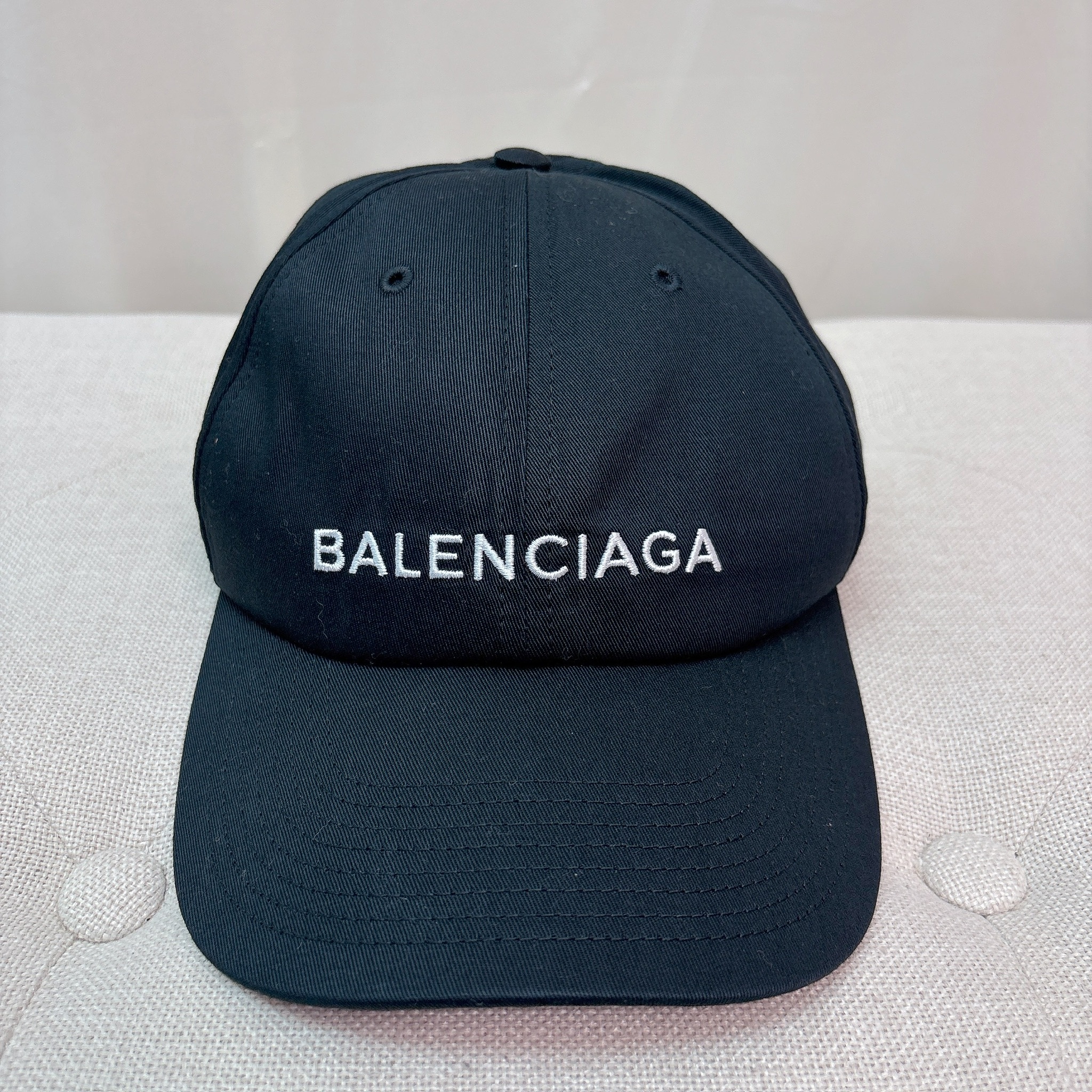 Balenciaga Logo Daddy Cap - Black / Shw