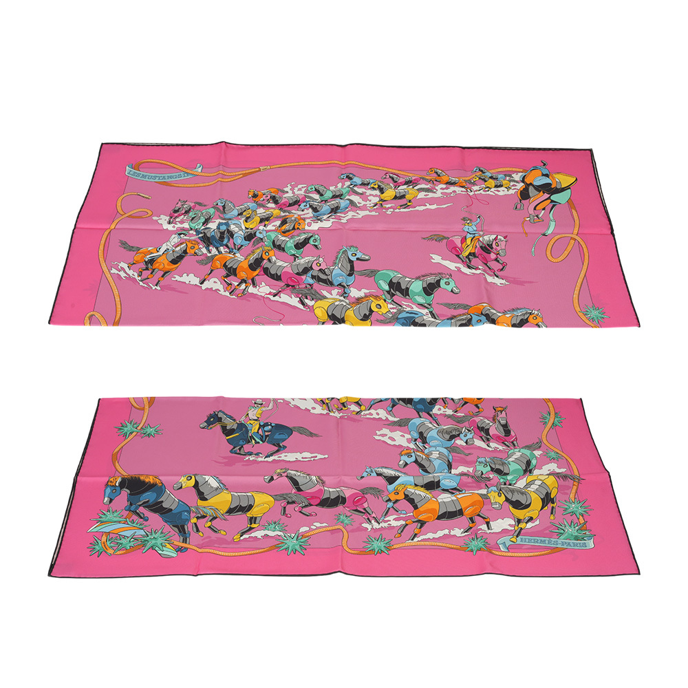 Les Mustangs II 盔甲野馬雙面方巾(90x90)