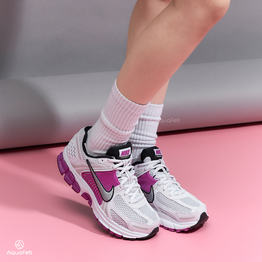 Nike Zoom Vomero 5 女 紫紅色 運動 透氣 網布 休閒 V5 復古 緩震 休閒鞋 FJ2028-100