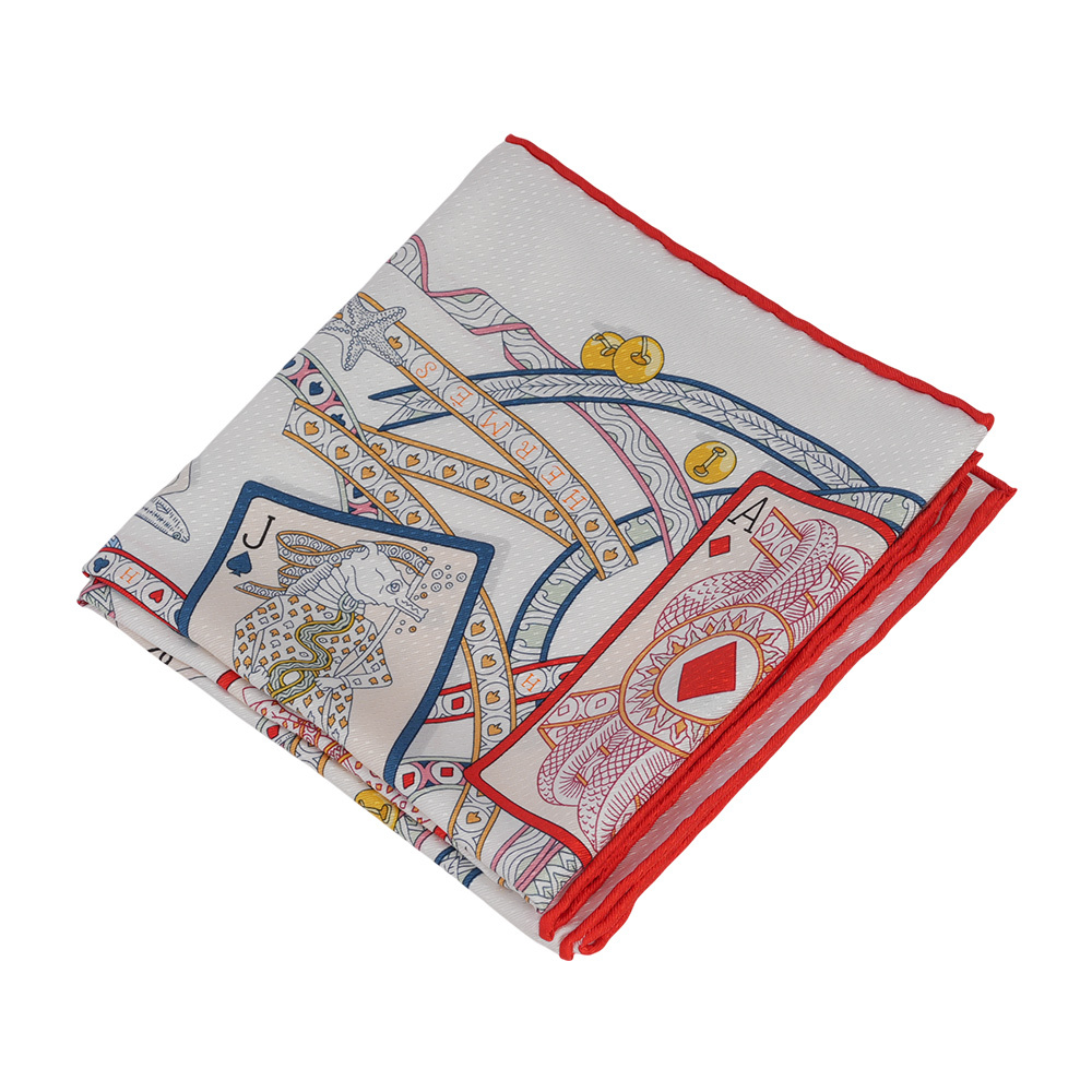 Dame de Coeur 撲克牌圖案小孔絲質方巾(70x70)