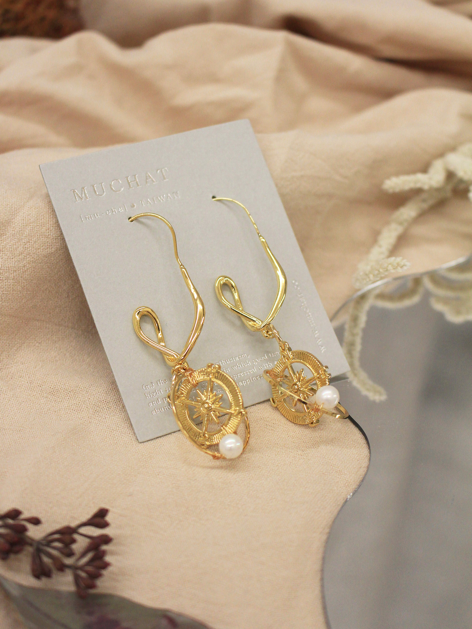 前往北極星。MUCHAT手作14+18KGP珍珠星芒純銀針耳勾耳環