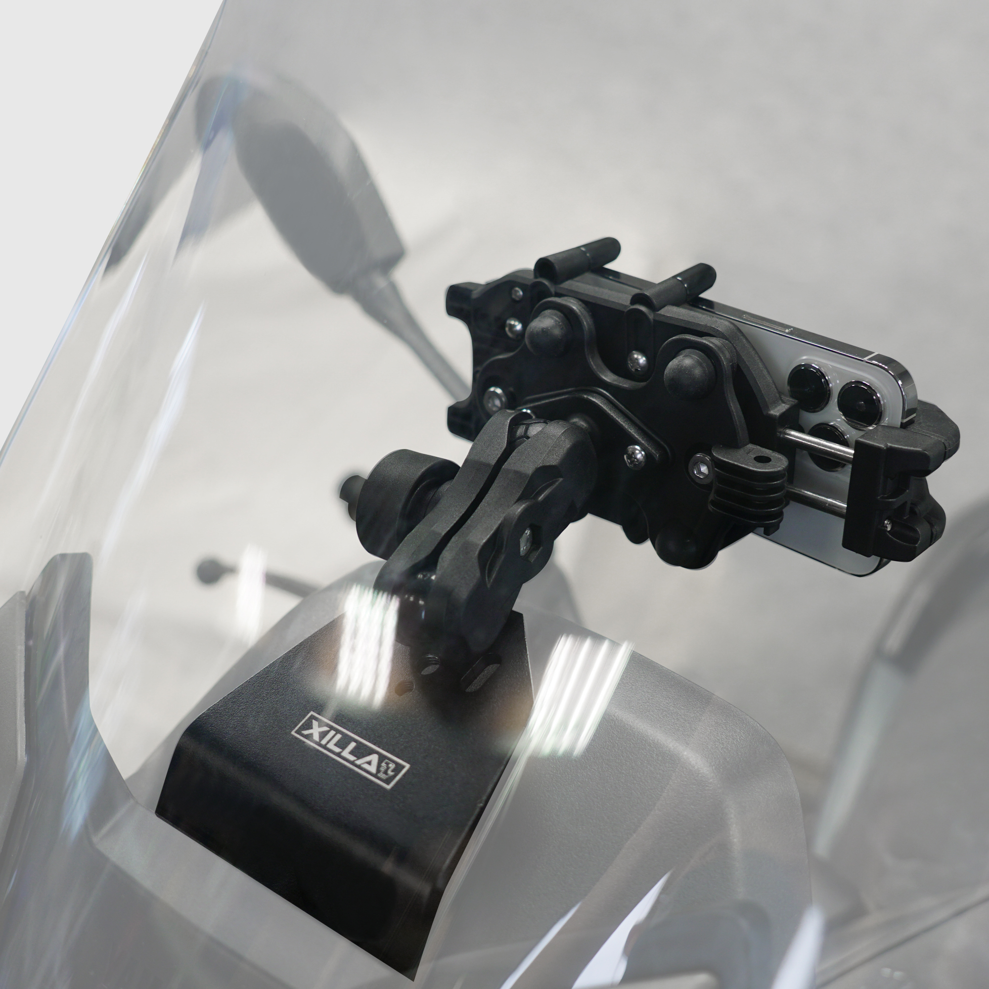 YAMAHA XMAX 300｜風鏡手機多功能支架