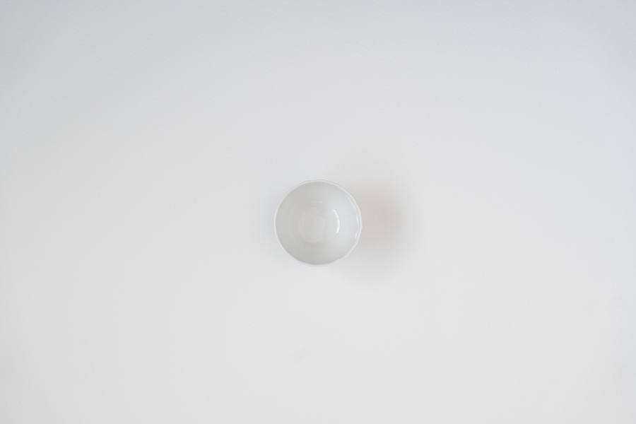 村上雄一-白磁16角茶碗