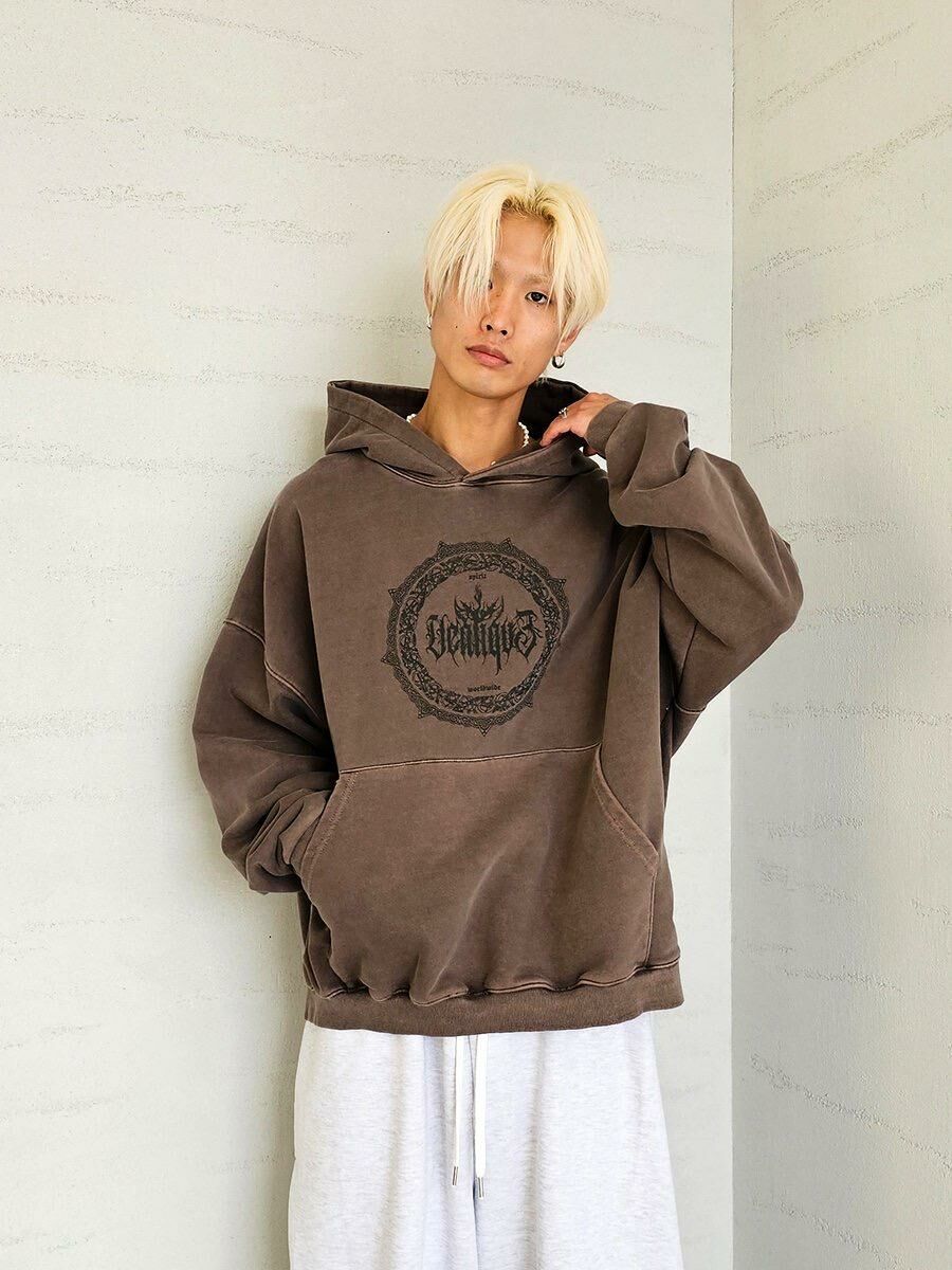 洗水英文字圖案連帽衛衣 VENTIQUE-021T