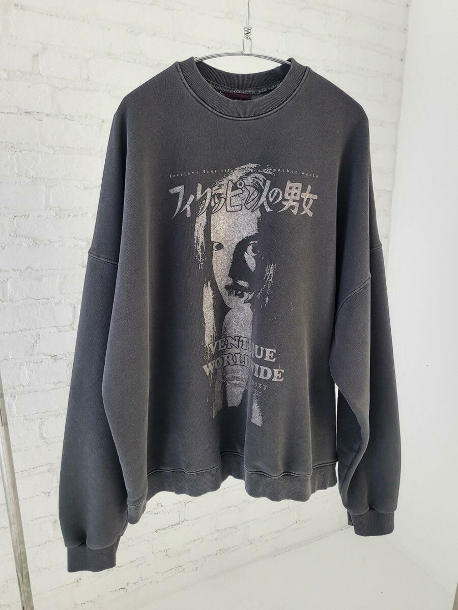 洗水英文字圖案衛衣 VENTIQUE-022T