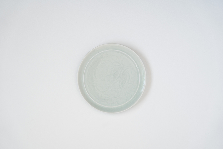 村上雄一 - 青磁宋唐草皿 18cm