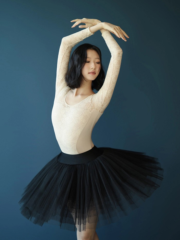 韓國iiLaire 【IL - Bella 長袖蕾絲拼接舞衣】
