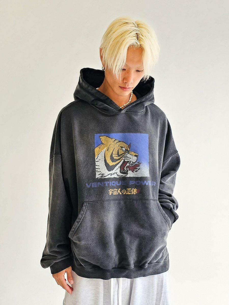 仿污英文字圖案連帽衛衣(薄抓毛底) VENTIQUE-025T