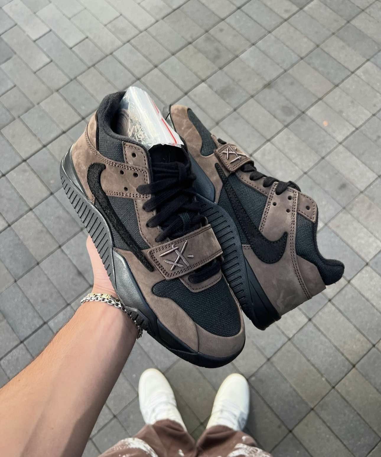 Travis Scott x Jordan Jumpman Jack "Mocha" 聯名款 黑摩卡 倒鉤