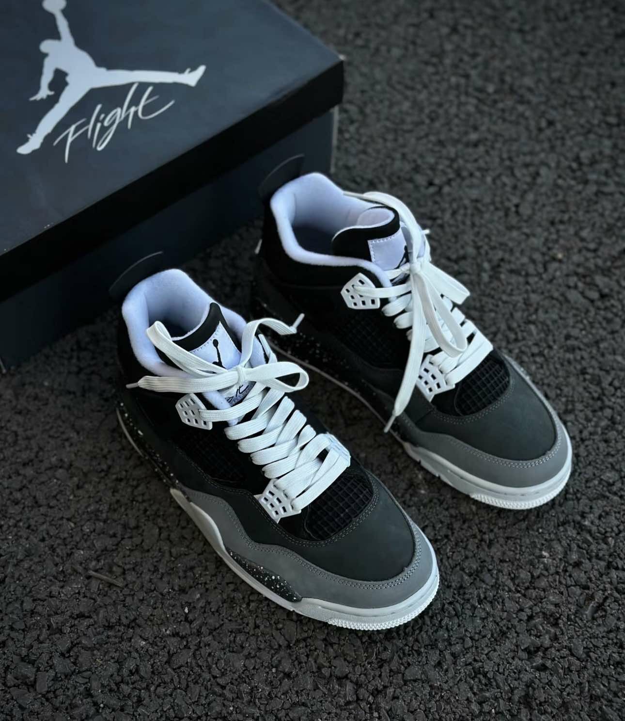 Air Jordan 4 "Fear" 2024 恐懼 黑白