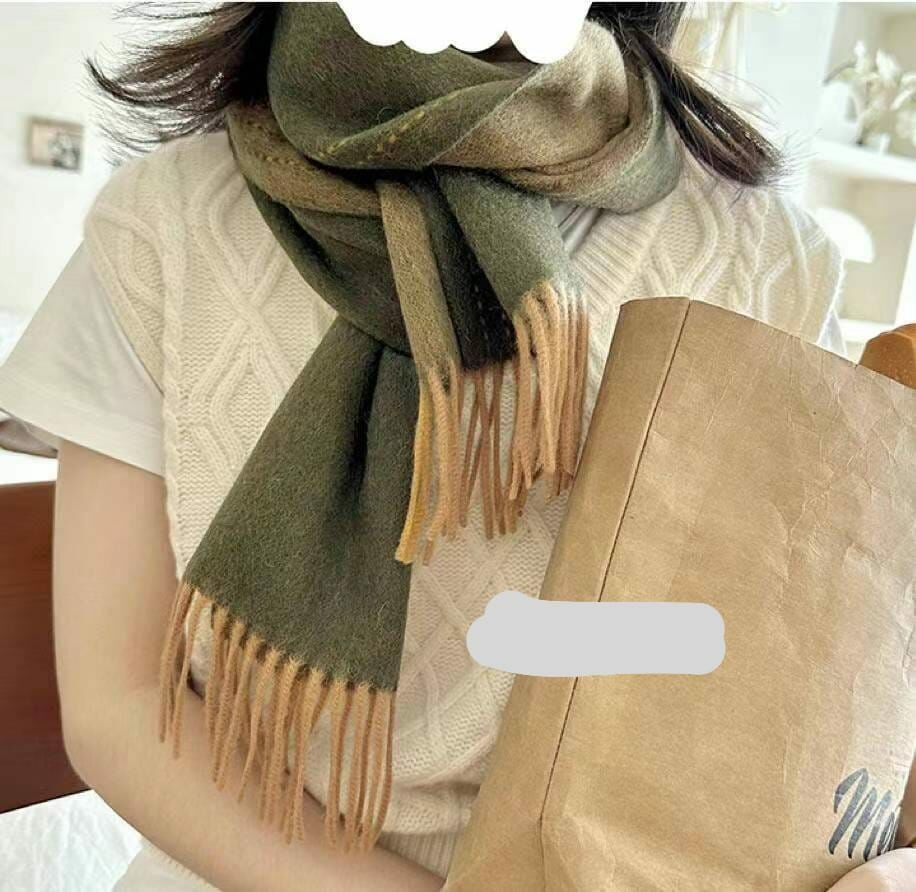 BN3238 100%羊毛撞色車線頸巾