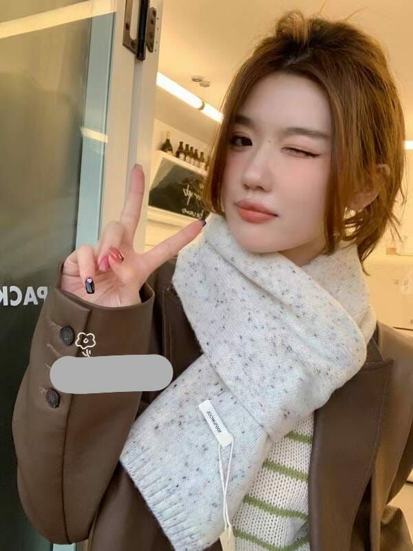 BN3242 雜色點點羊毛圍巾