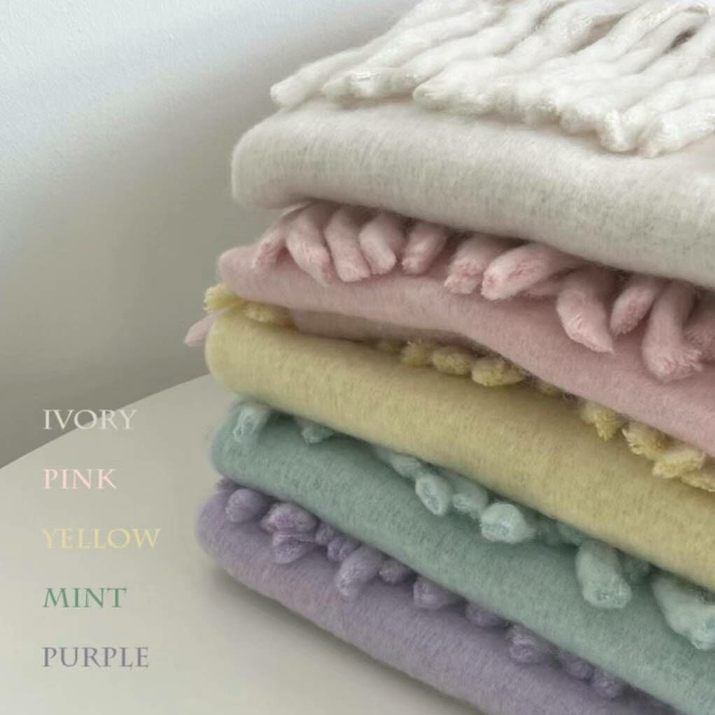 BN3245 馬卡龍色羊毛粗流蘇超大溫暖圍巾