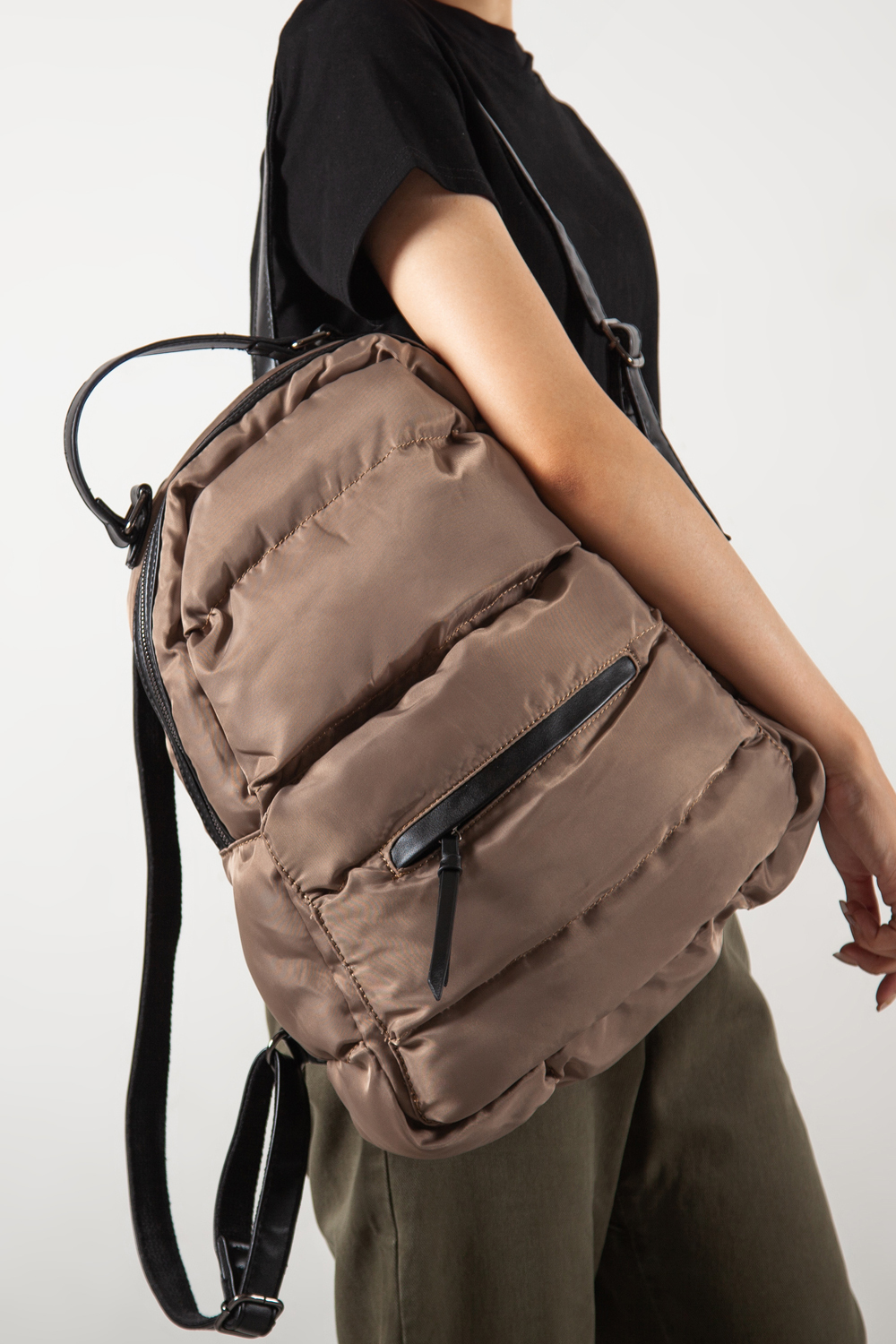 Saronno X 後背太空包 卡其