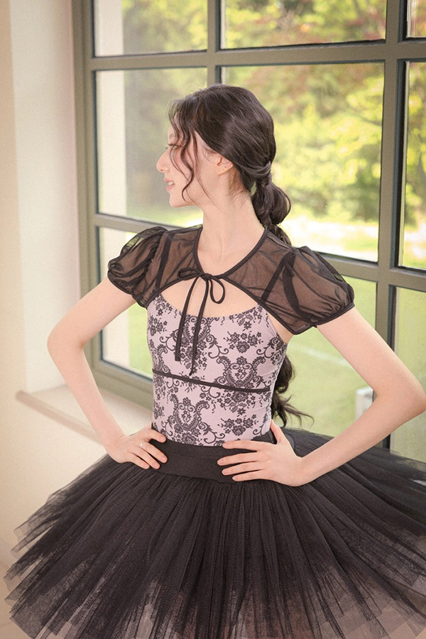 韓國iiLaire  【IL - Puff Bolero 泡芙袖短版小罩衫】