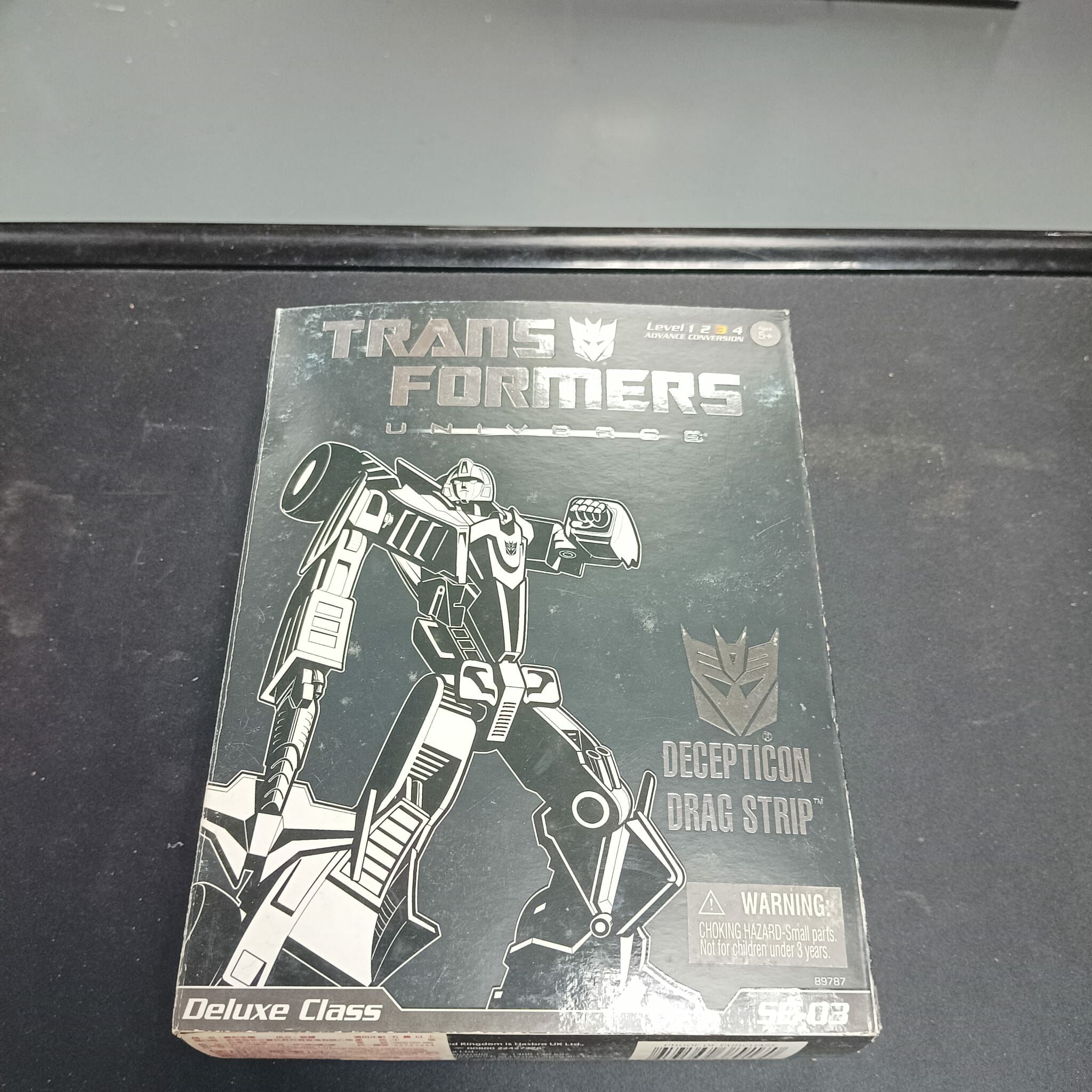 寄賣-變形金剛-TRANSFORMERS UNIVERSE Generations Classics Deluxe Stunticons Dragstrip