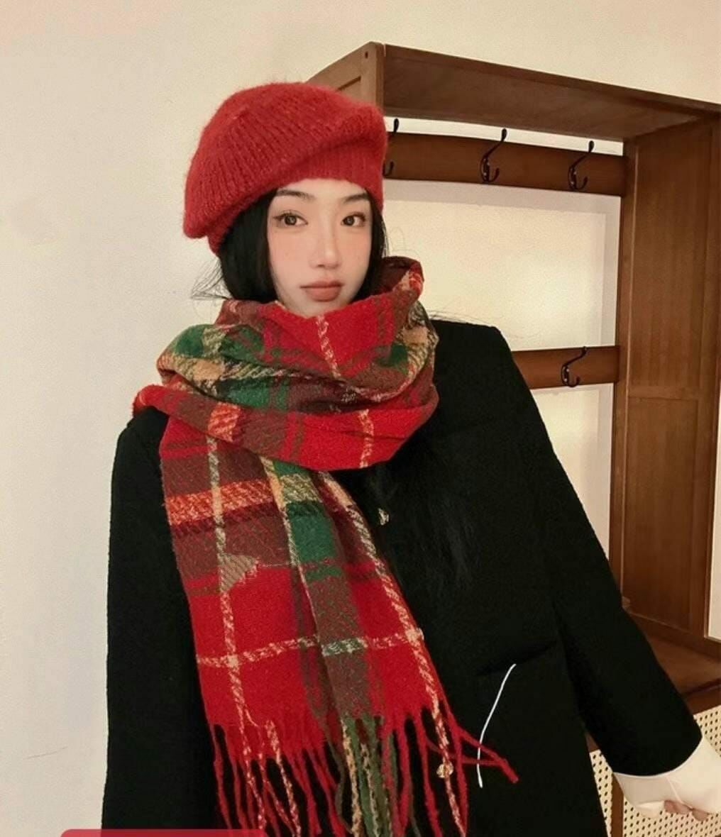 BN3272 紅綠拼色英倫風格紋圍巾