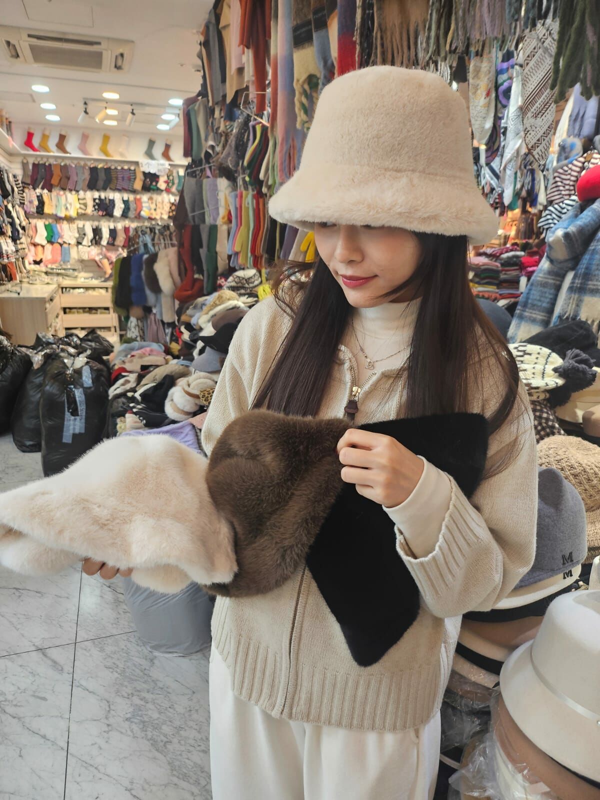 BN3232 兔毛保暖漁夫帽