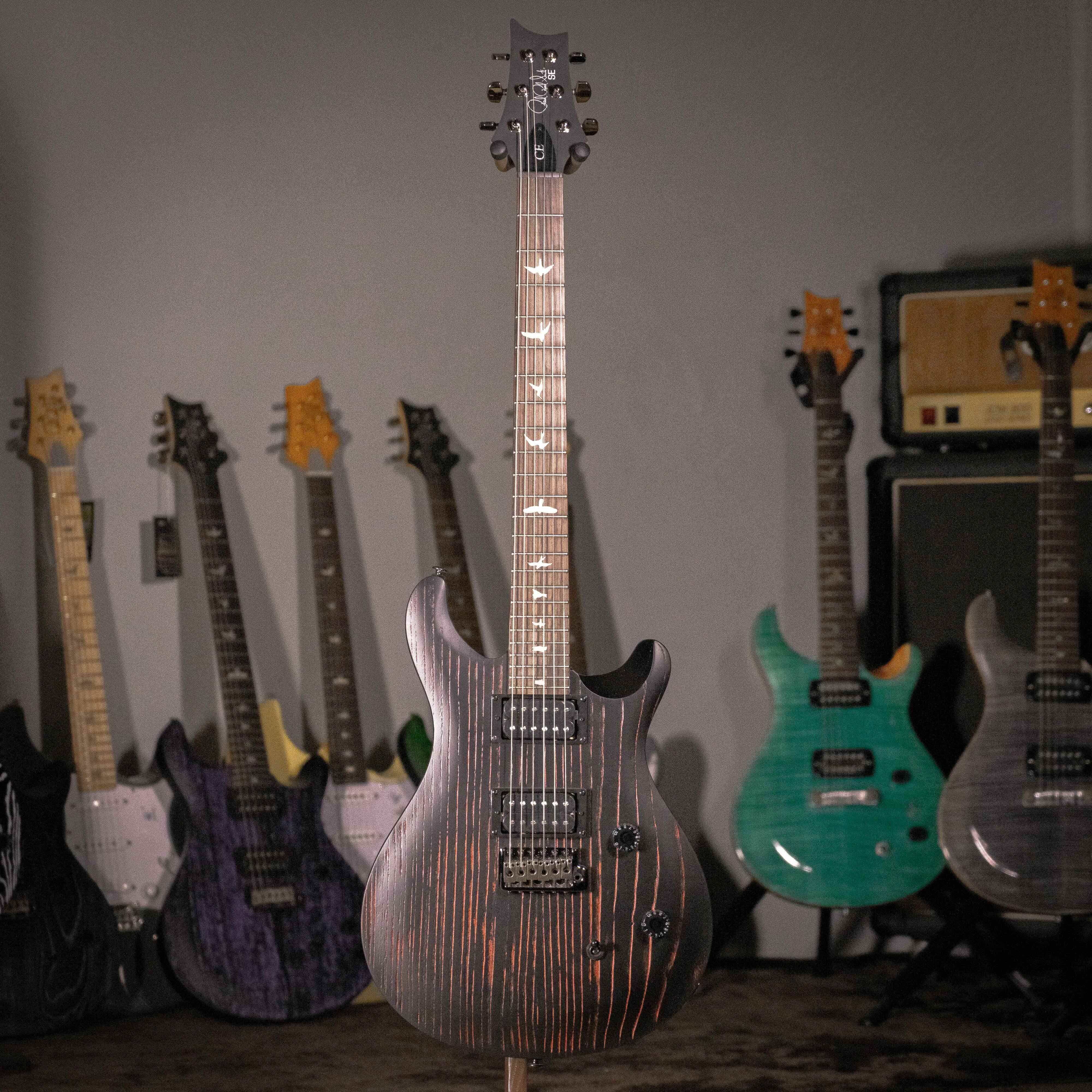 限定款 PRS SE SWAMP ASH CE 24 "SANDBLASTED" Red 電吉他