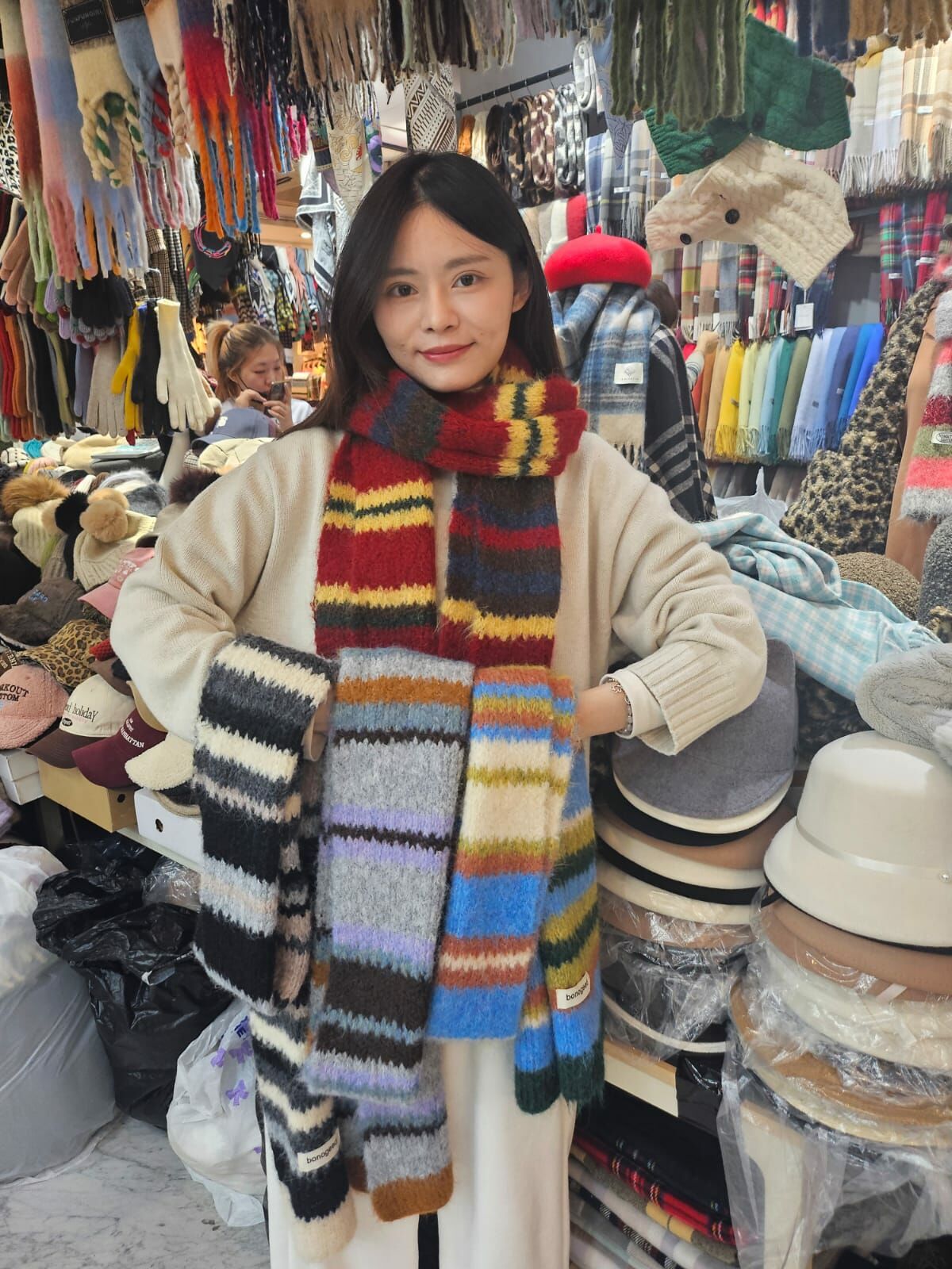 BN3286 彩度高橫條頸巾