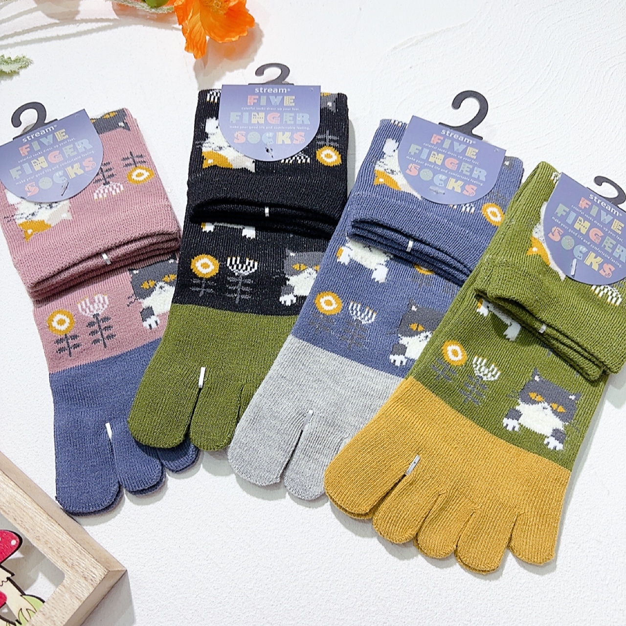 貓圖案五指短襪