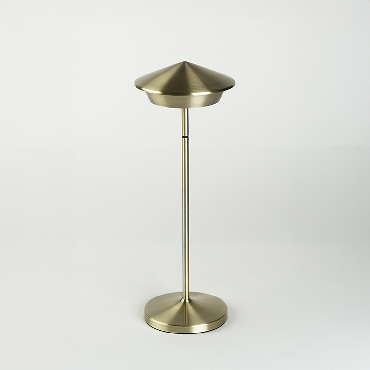 Yuri 移動餐桌燈